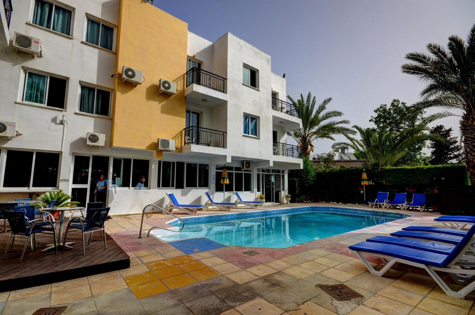 Polis Renos Apartments المظهر الخارجي الصورة