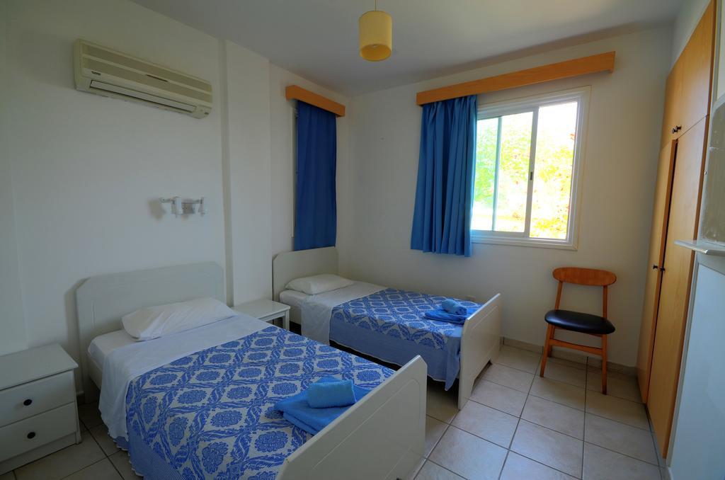 Polis Renos Apartments المظهر الخارجي الصورة